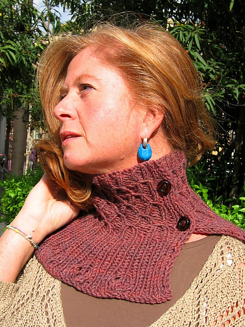 Novello Cowl