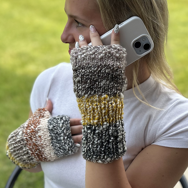30 X 35 Fingerless Mitts