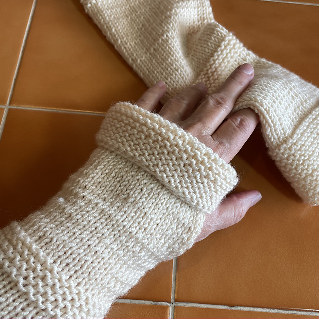 Soft and Long Arm Warmers