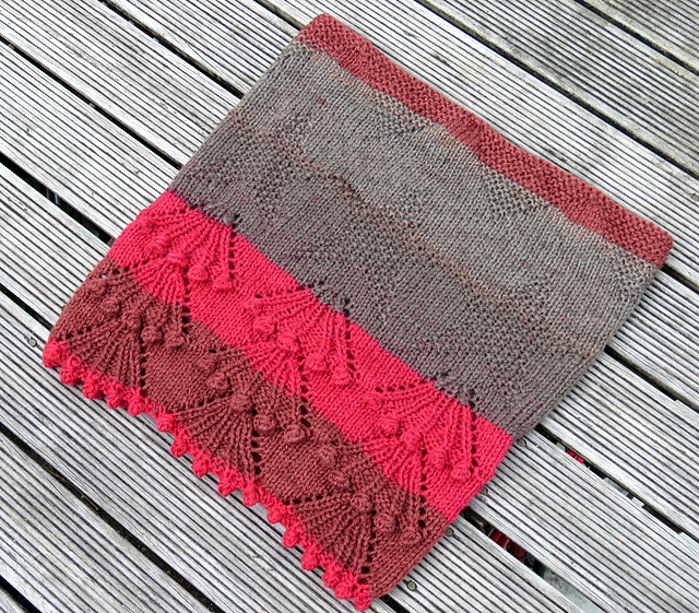 Festive Fever Cowl