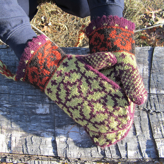 Not-So-Norwegian Mittens