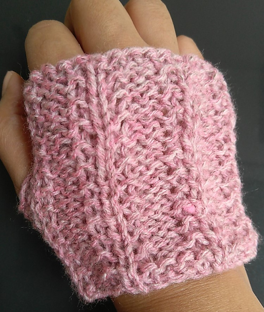 Simple Fingerless Mitts