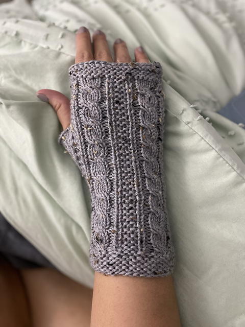Friendship Mitts