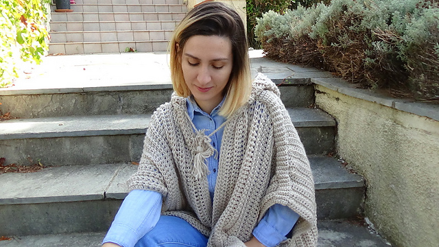 Kallisto Poncho Cardigan