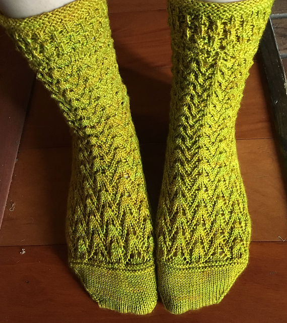 Dragon Teeth Socks