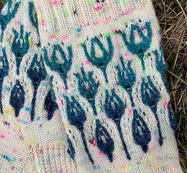 Crocus Blooms Socks