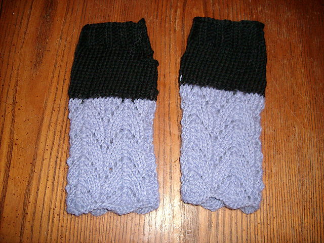 Horseshoe Mitts