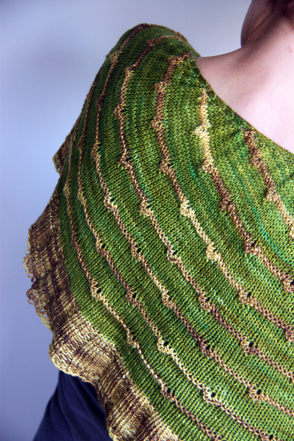 Strands of Pearls Shawlette and Cowl