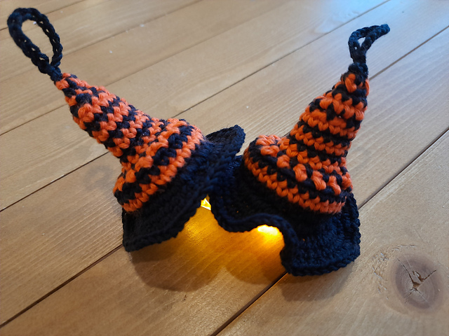 a little witchy tea light
