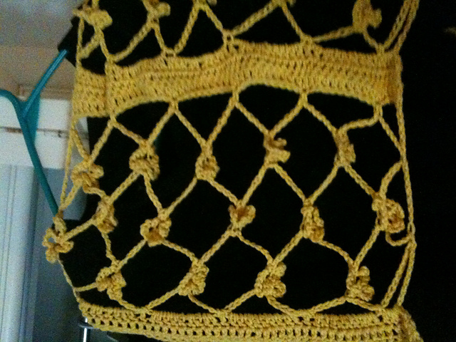 Golden Mesh Wrap