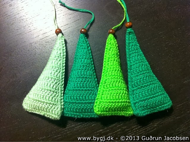 Crochet Christmas Tree Ornament