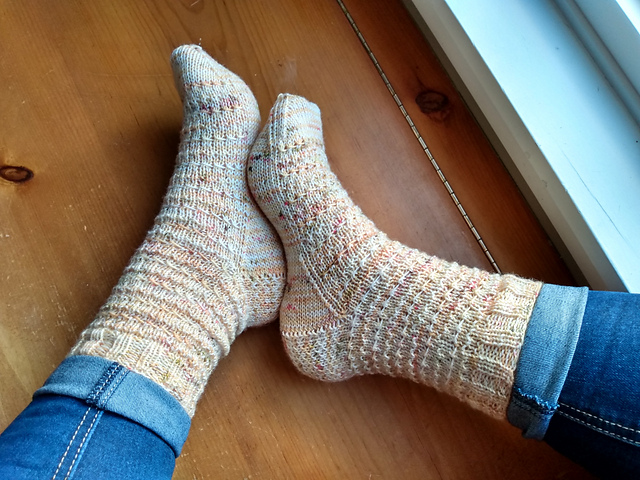 Apple Muffins Socks