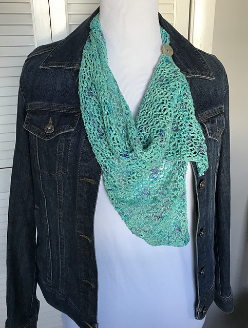 Aqua Lace Cowl
