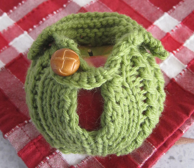 Aran Apple Cozy