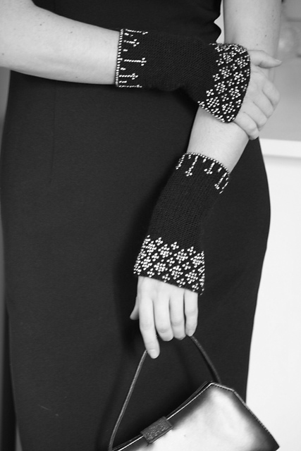 Time 2 Sparkle! Beaded Cuffs