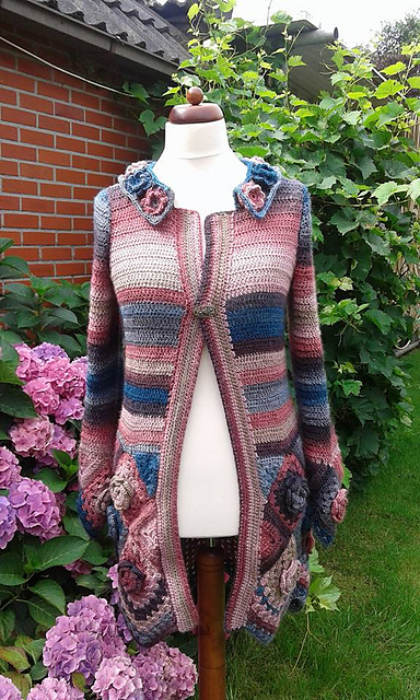 Rozen granny vest (Roses granny cardigan)