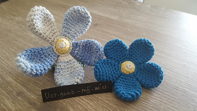 Ver-geet-mij-niet(forget-me-not)