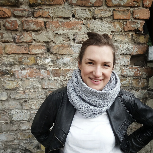 Tunisian Star Stitch Cowl