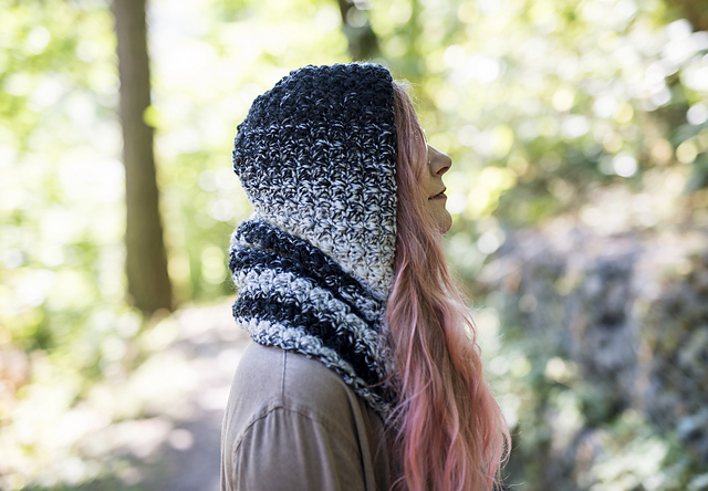 Ravelry: The Magpie Hooded Scarf pattern by Hailey Bailey