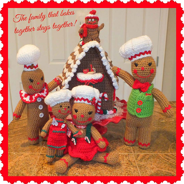 Christmas Gingerbread Doll Family