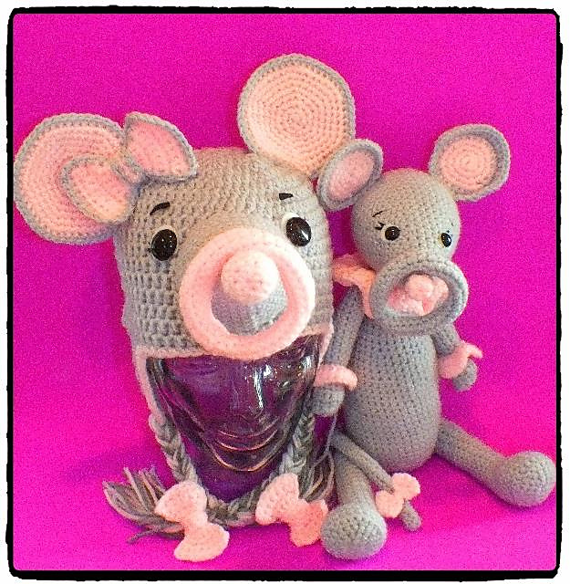 Mindy Mouse Ring Toss Hat