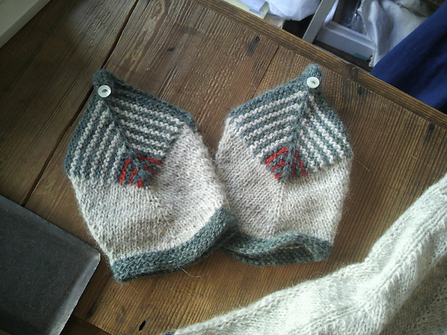 p.17 Wrist warmer