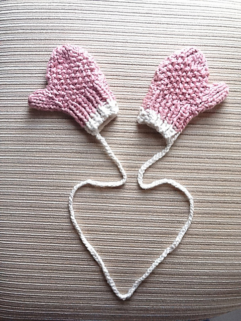 Organic Cotton Mittens For a Baby Girl