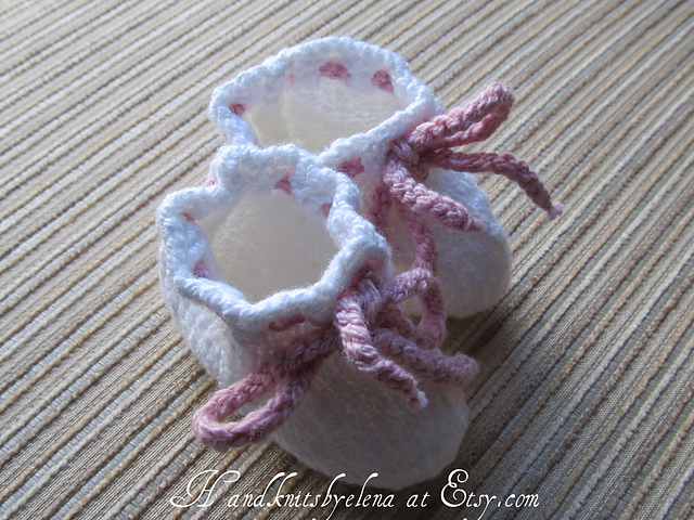 White Cotton Booties With Pink Ties