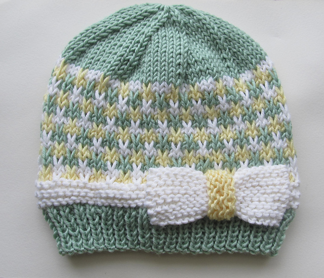 Hat with Slip Stitch and a White Bow