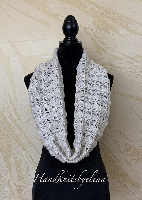 Crochet Scarf in a Beautiful Shell Stitch