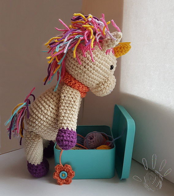 Rainbow unicorn