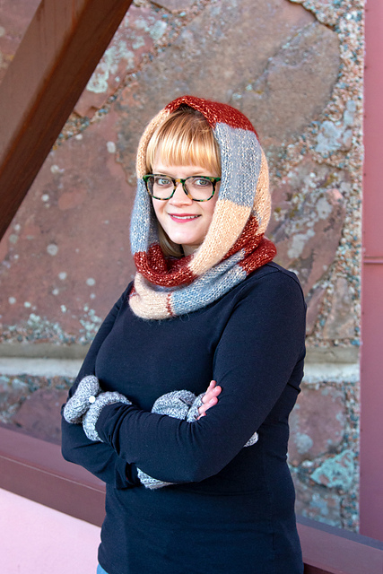 Ravelry: Checked Snood pattern by Heidi Gustad