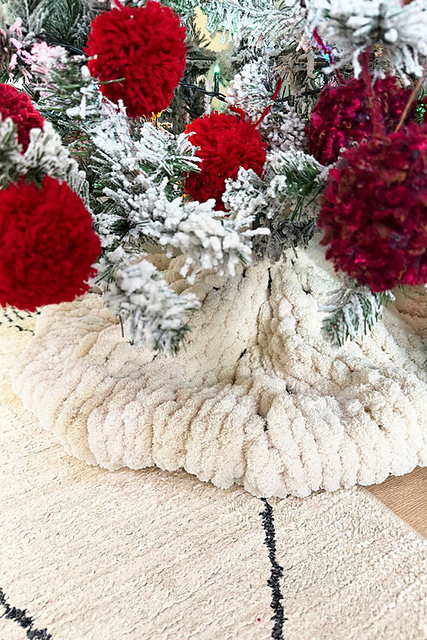 Chunky Christmas Tree Skirt
