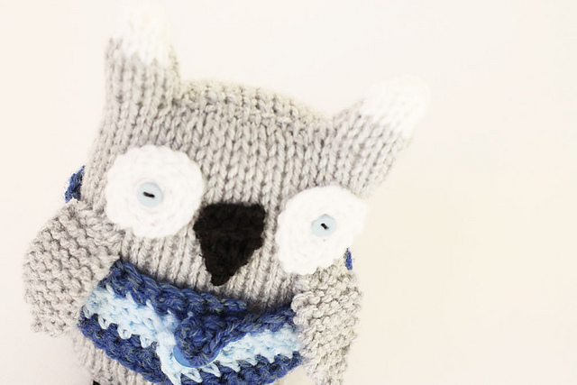 Knitted owl