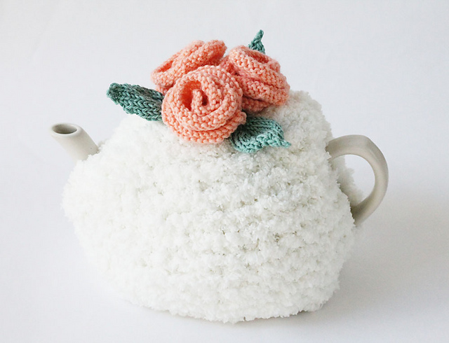 Fluffy Flower Tea Cozy