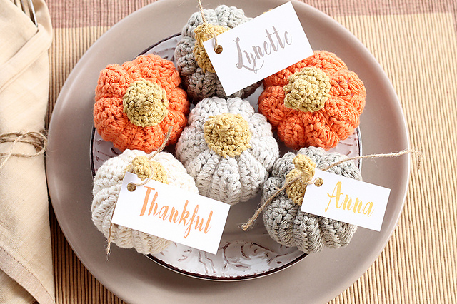 Mini Pumpkin Place Cards