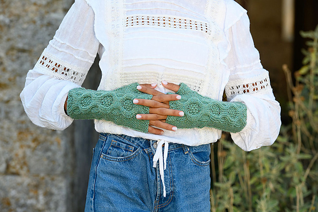 River Run Fingerless Mittens