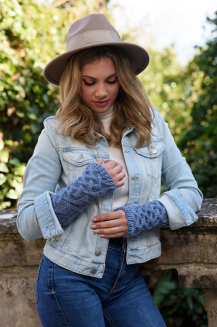 Celtic Cable Arm Warmers