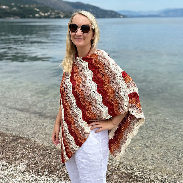 Ripples and Ridges Poncho