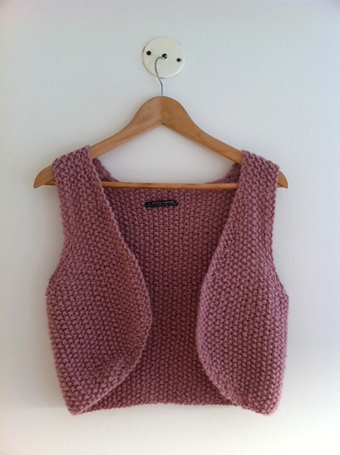 Perlestrikket vest
