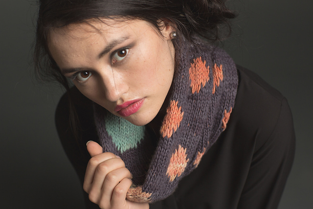 DotDotDot Cowl