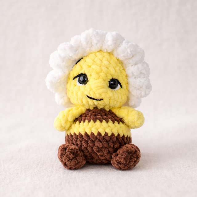 Bee with Flower Hat