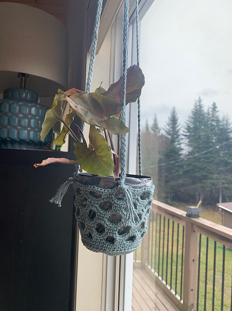 Honeycomb Hanger