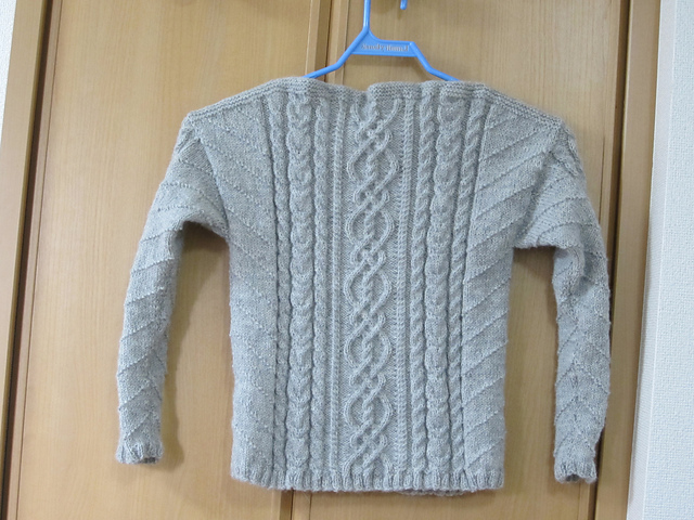 p.23 Drop-shoulder sweater
