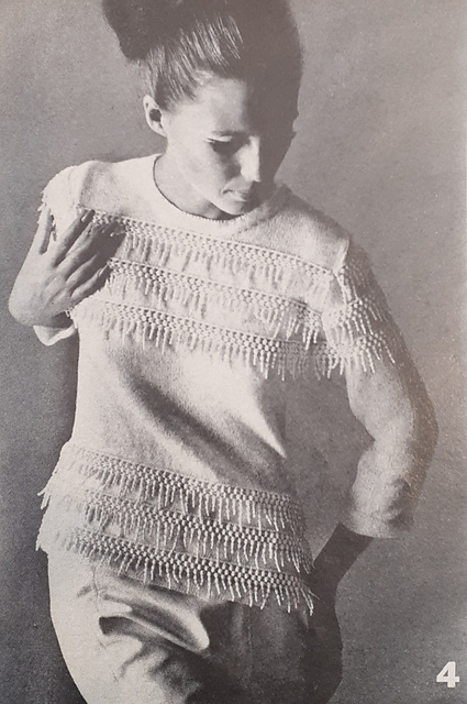 #04 Fringed Pullover