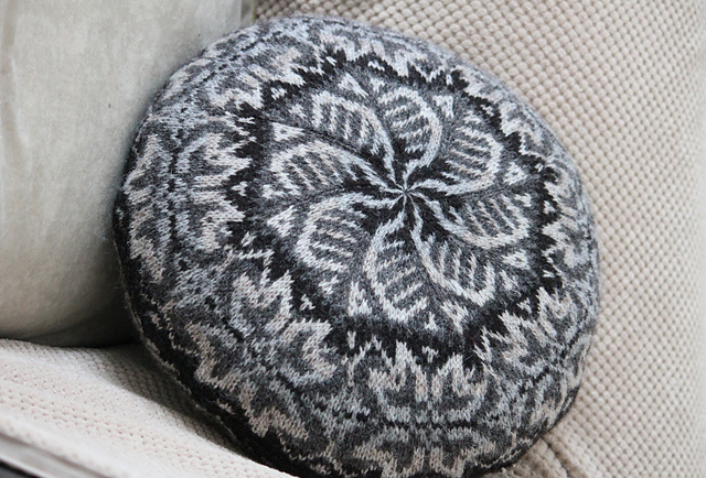 Kolla Cushion Cover