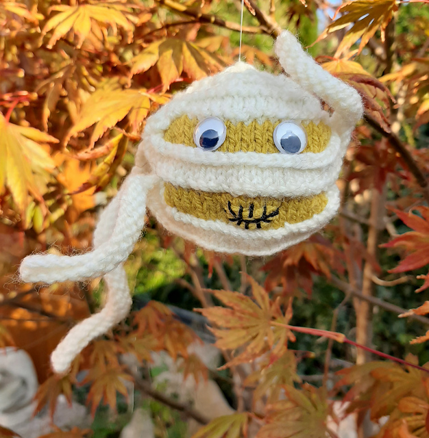 Mummy Baubles