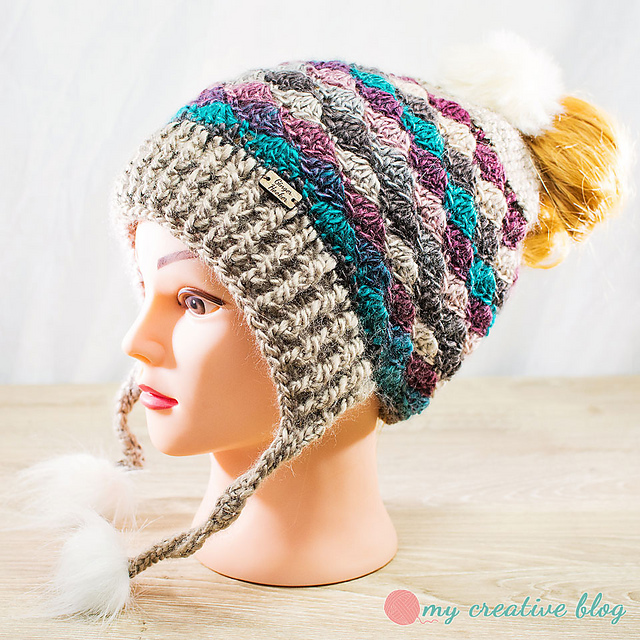 Fur Pom-Pom Messy-Bun Hat