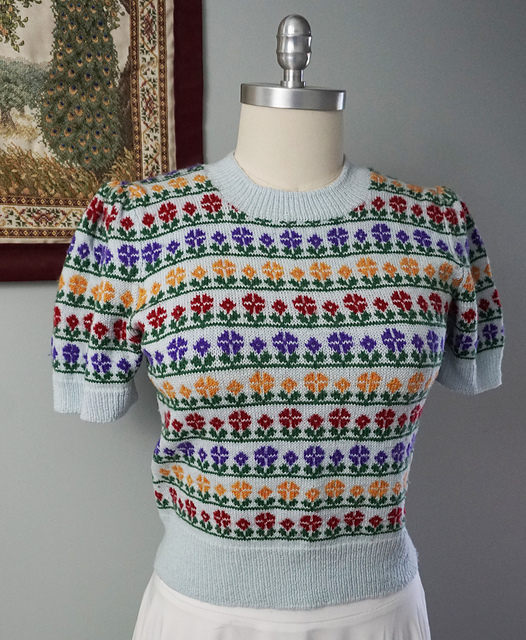 Ravelry: Happy Flowers Pullover pattern by Heather Storta
