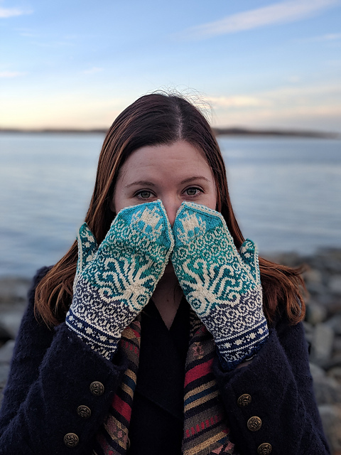 Hafgufa Mittens